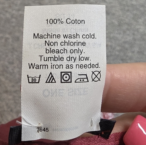 J. Crew x Wallace & Barnes Deep Rose Paisley Cotton Bandana - Picture 6 of 6